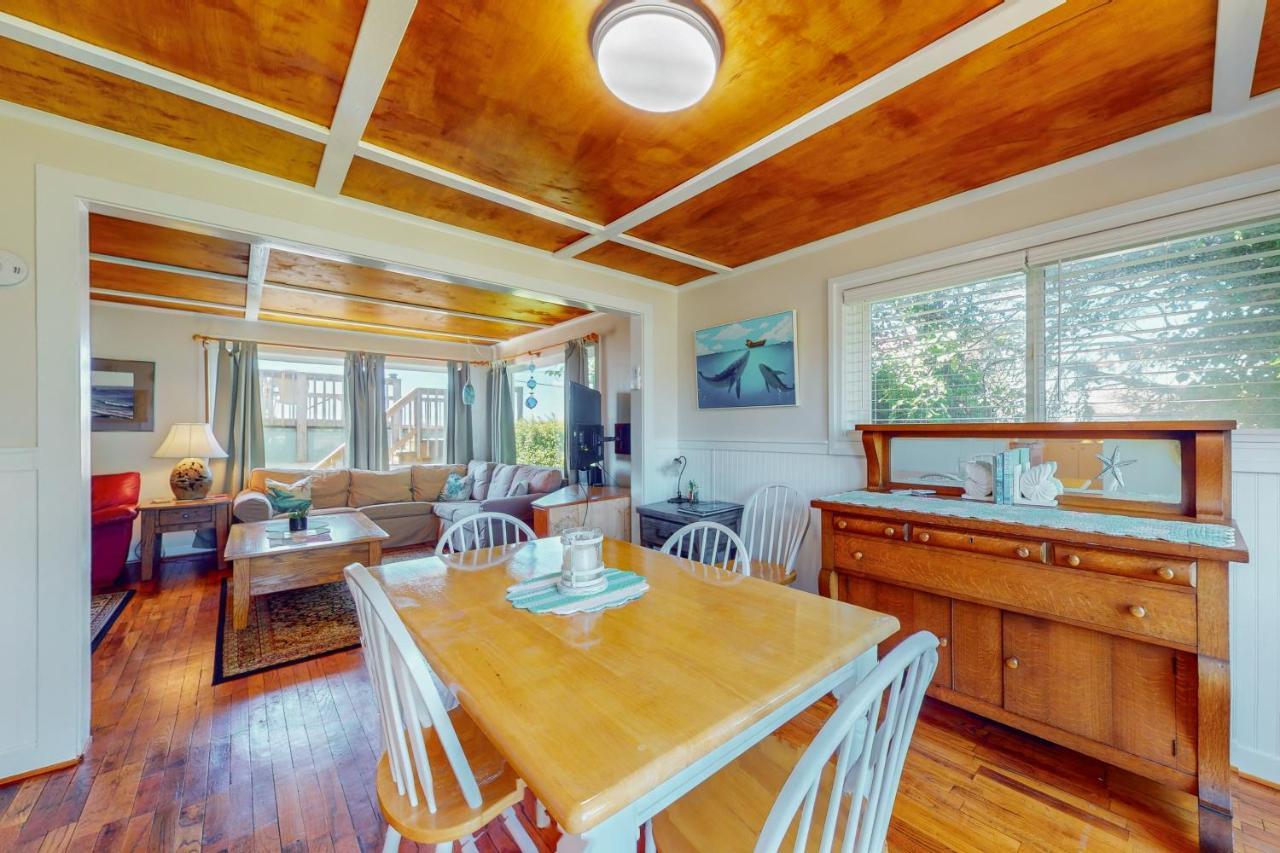 Villa Coastal Breeze Depoe Bay Exterior foto