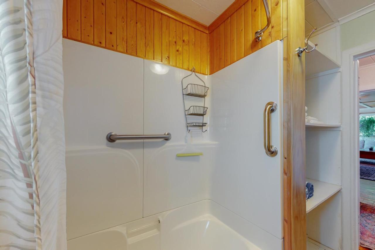 Villa Coastal Breeze Depoe Bay Exterior foto